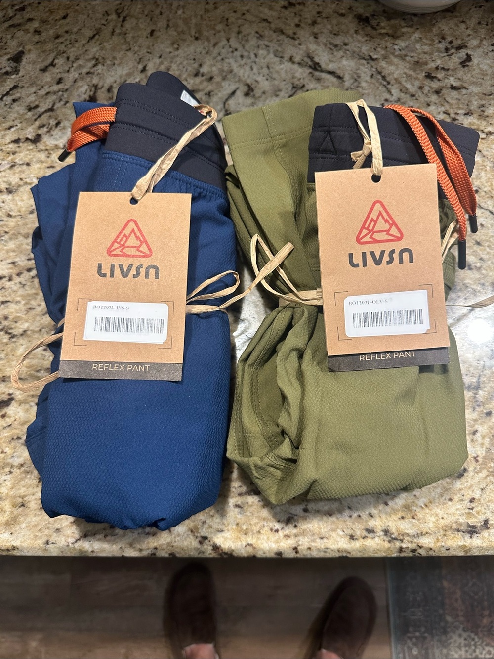 LIVSN Men's Reflex Joggers - Blue and Olive 2 pairs NWT